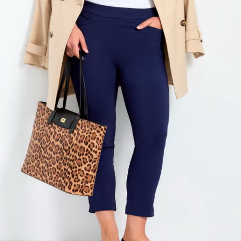 Avenue Navy Ponte Cropped Stretchy Skinny Pants